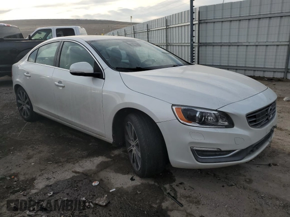 2018 Volvo S60 Inscription Platinum with VIN LYV402TMXJB157406, listed as a Copart auction lot 43436405 with 114,480 mi miles and Salvage Title. Bid and sale history available at carsss.com. Image 4.