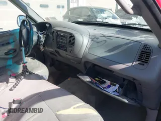 1997 Ford F-250 с VIN 2FTEX27L5VCA16689, выставлен на аукционе IAAI как лот 41582720 с пробегом 111 282 миль миль и . История ставок и продаж доступна на DreamBid. Изображение 5.