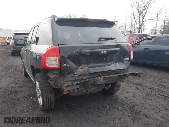2013 Jeep Compass Latitude with VIN 1C4NJDEB3DD221904, listed as a IAAI auction lot 41691631 with 134,683 mi miles. Bid and sale history available at carsss.com. Image 6.