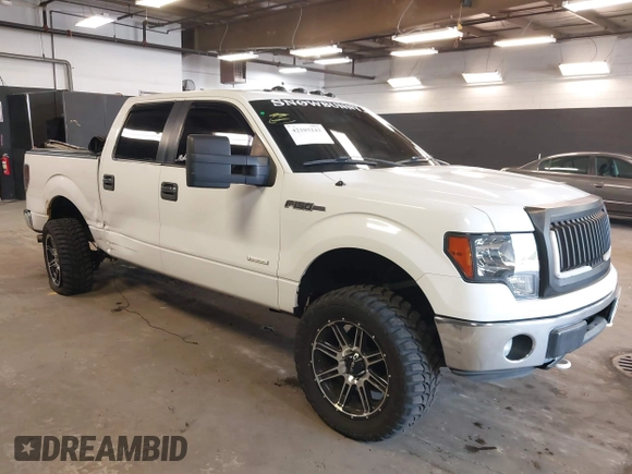 2013 Ford F-150 XL with VIN 1FTFW1ET8DFB48563, listed as a IAAI auction lot 42103243 with 257,778 mi miles. Bid and sale history available at carsss.com. Image 1.