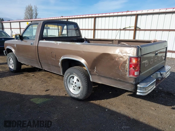 1988 Dodge Dakota with VIN 1B7GR14X0JS761859, listed as a IAAI auction lot 42012991 with 195,614 mi miles and . Bid and sale history available at DreamBid. Image 3.