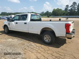 2017 Ford F-350 XL z VIN 1FT8W3A63HED69780, wystawiony jako Copart lot #55436945 z przebiegiem 162 220 mil mil oraz Szkoda całkowita • Salvage title. Historia ofert i sprzedaży dostępna na DreamBid. Obrazek 2.