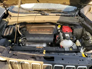 2020 Jeep Renegade Latitude with VIN ZACNJBBB3LPL73459, listed as a Copart auction lot 45799035 with 33,856 mi miles and Salvage Title. Bid and sale history available at carsss.com. Image 12.