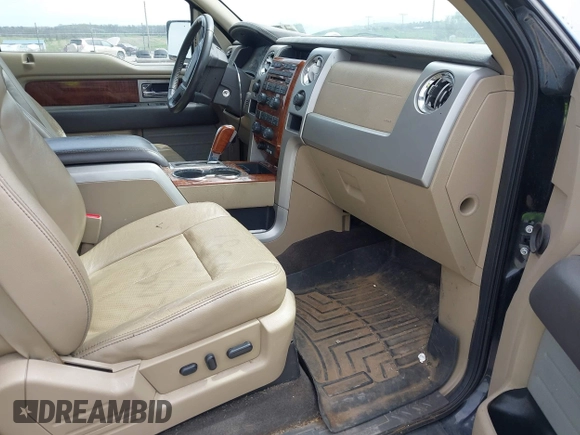 2010 Ford F-150 XL z VIN 1FTFW1EV4AFB82075, wystawiony jako IAAI lot #42056531 z przebiegiem 245 999 mil mil oraz . Historia ofert i sprzedaży dostępna na DreamBid. Obrazek 5.