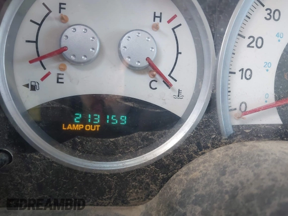 2005 Dodge Dakota SLT with VIN 1D7HW48N85S226460, listed as a IAAI auction lot 41568128 with 213,159 mi miles and . Bid and sale history available at carsss.com. Image 15.