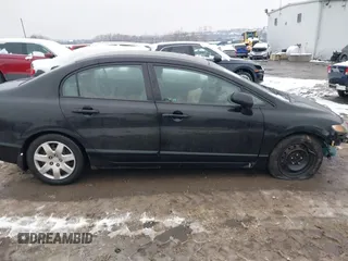 2009 Honda Civic LX z VIN 2HGFA16579H338862, wystawiony jako IAAI lot #41569086 z przebiegiem 171 526 mil mil oraz . Historia ofert i sprzedaży dostępna na DreamBid. Obrazek 13.
