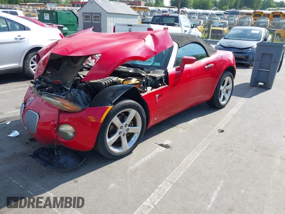 2008 Pontiac Solstice z VIN 1G2MB35B58Y102189, wystawiony jako IAAI lot #42146408 z przebiegiem Nie podano mil oraz . Historia ofert i sprzedaży dostępna na DreamBid. Obrazek 2.