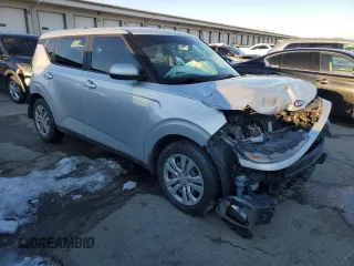 2020 Kia Soul LX with VIN KNDJ23AU1L7023333, listed as a Copart auction lot 88152725 with 104,514 mi miles and Salvage Title. Bid and sale history available at carsss.com. Image 4.