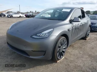 2021 Tesla Model Y Long Range with VIN 5YJYGDEE6MF111993, listed as a IAAI auction lot 41600578 with Not Provided miles. Bid and sale history available at carsss.com. Image 20.
