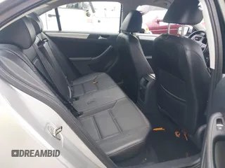 2014 Volkswagen Jetta SE with VIN 3VWD17AJ7EM331139, listed as a IAAI auction lot 41813500 with 110,233 mi miles and . Bid and sale history available at DreamBid. Image 8.