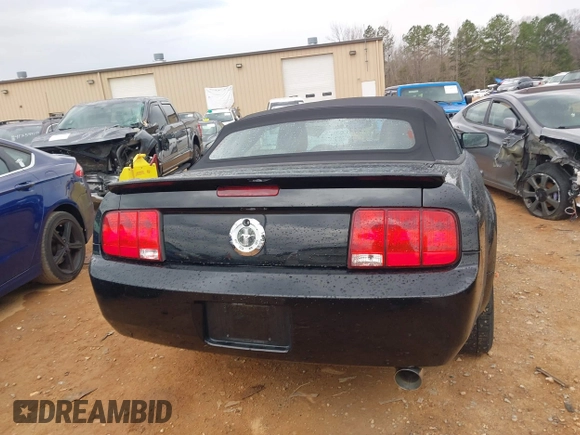 2007 Ford Mustang Deluxe with VIN 1ZVFT84N475361120, listed as a IAAI auction lot 41762540 with 167,848 mi miles and . Bid and sale history available at carsss.com. Image 17.