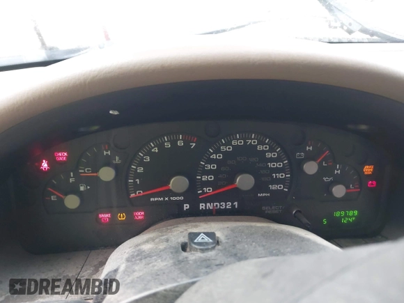 2004 Ford Explorer XLT с VIN 1FMZU73K64ZA93296, выставлен на аукционе IAAI как лот 39911378 с пробегом 189 789 миль миль и . История ставок и продаж доступна на DreamBid. Изображение 7.