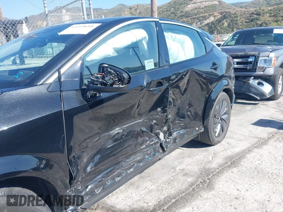 2023 Nissan ARIYA Engage с VIN JN1AF0BA4PM407138, выставлен на аукционе IAAI как лот 42215695 с пробегом 8 562 миль миль и . История ставок и продаж доступна на DreamBid. Изображение 6.