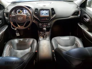 2020 Jeep Cherokee Altitude z VIN 1C4PJMLX0LD647894, wystawiony jako Copart lot #51682485 z przebiegiem 55 870 mil mil oraz Szkoda całkowita • Salvage title. Historia ofert i sprzedaży dostępna na DreamBid. Obrazek 8.