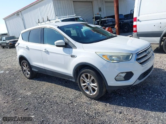 2017 Ford Escape SE with VIN 1FMCU0GDXHUD45191, listed as a IAAI auction lot 41883627 with 120,034 mi miles. Bid and sale history available at carsss.com. Image 1.