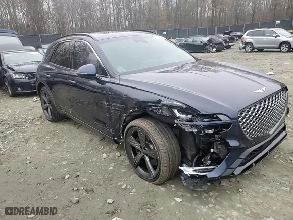 2022 Genesis GV70 3.5T Sport with VIN KMUMCDTC7NU011290, listed as a Copart auction lot 84475294 with 42,502 mi miles and Salvage Title. Bid and sale history available at carsss.com. Image 11.