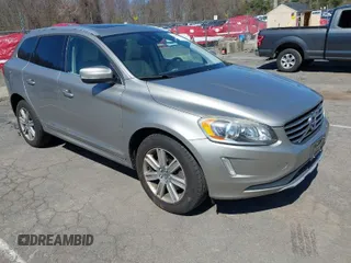 2016 Volvo XC60 T6 z VIN YV4902RK7G2783014, wystawiony jako IAAI lot #42062224 z przebiegiem 130 262 mil mil oraz . Historia ofert i sprzedaży dostępna na DreamBid. Obrazek 1.