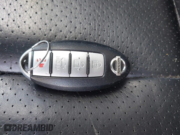 2009 Nissan Maxima S with VIN 1N4AA51E39C822835, listed as a IAAI auction lot 42184912 with 186,131 mi miles and . Bid and sale history available at DreamBid. Image 11.