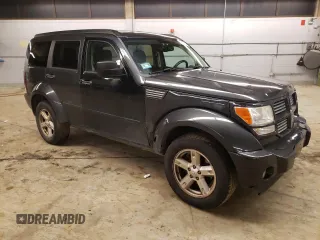 2011 Dodge Nitro SXT z VIN 1D4PT5GK1BW544942, wystawiony jako Copart lot #79857243 z przebiegiem 128 613 mil mil oraz Czysty tytuł • Clean title. Historia ofert i sprzedaży dostępna na DreamBid. Obrazek 4.