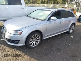 2015 Audi allroad Premium Plus with VIN WA1UFAFL9FA109741, listed as a IAAI auction lot 41283680 with 116,755 mi miles. Bid and sale history available at carsss.com. Image 18.