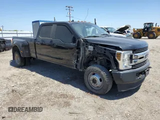 2019 Ford F-350 XL z VIN 1FT8W3DT6KEF93098, wystawiony jako Copart lot #55165545 z przebiegiem 83 955 mil mil oraz Szkoda całkowita • Salvage title. Historia ofert i sprzedaży dostępna na DreamBid. Obrazek 4.