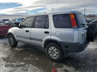 1998 Honda CR-V LX with VIN JHLRD2842WC011221, listed as a Copart auction lot 88162565 with 201,069 mi miles and Salvage Title. Bid and sale history available at carsss.com. Image 2.