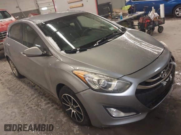 2013 Hyundai Elantra GT with VIN KMHD35LE6DU101924, listed as a IAAI auction lot 42032821 with 188,839 mi miles. Bid and sale history available at carsss.com. Image 1.