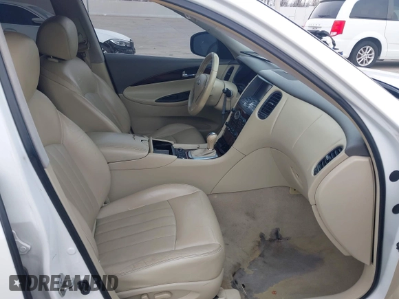 2014 Infiniti QX50 Journey with VIN JN1BJ0HP7EM210606, listed as a IAAI auction lot 41570750 with 1 mi miles. Bid and sale history available at carsss.com. Image 5.