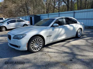 2010 BMW 7 Series 750Li z VIN WBAKB8C52ACY63372, wystawiony jako Copart lot #49962145 z przebiegiem 142 480 mil mil oraz Czysty tytuł • Clean title. Historia ofert i sprzedaży dostępna na DreamBid. Obrazek 1.