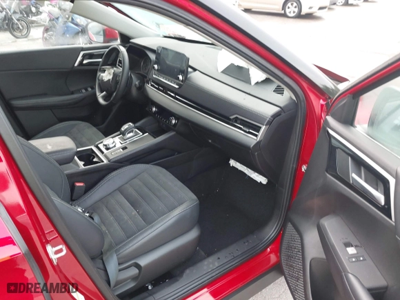 2023 Mitsubishi Outlander SE with VIN JA4J3UA87PZ055388, listed as a IAAI auction lot 41933326 with 18,371 mi miles. Bid and sale history available at carsss.com. Image 5.