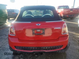 2010 MINI Convertible S z VIN WMWMS3C52ATZ85466, wystawiony jako Copart lot #81320914 z przebiegiem 143 183 mil mil oraz Szkoda całkowita • Salvage title. Historia ofert i sprzedaży dostępna na DreamBid. Obrazek 6.