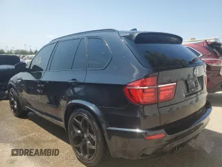 2011 BMW X5 M with VIN 5YMGY0C55BLK27157, listed as a Copart auction lot 65929154 with 0 mi miles and Salvage Title. Bid and sale history available at carsss.com. Image 2.