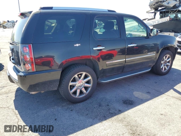 2009 GMC Yukon Denali с VIN 1GKFC03269R208864, выставлен на аукционе Copart как лот 56246825 с пробегом 140 111 миль миль и Чистый • Clean title. История ставок и продаж доступна на DreamBid. Изображение 3.