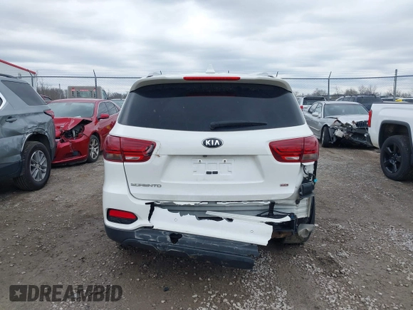 2019 Kia Sorento LX with VIN 5XYPG4A30KG524272, listed as a IAAI auction lot 41786623 with 124,942 mi miles and . Bid and sale history available at carsss.com. Image 16.