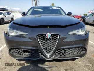 2018 Alfa Romeo Giulia Ti Sport with VIN ZARFAECN0J7591456, listed as a Copart auction lot 51618733 with 0 mi miles. Bid and sale history available at carsss.com. Image 5.