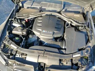 2008 BMW 3 Series M3 z VIN WBSVA93518E041601, wystawiony jako Copart lot #81591924 z przebiegiem 93 011 mil mil oraz Szkoda całkowita • Salvage title. Historia ofert i sprzedaży dostępna na DreamBid. Obrazek 13.