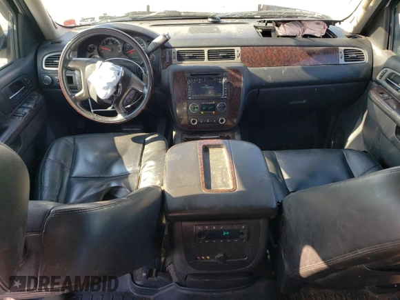 2010 GMC Yukon XL Denali with VIN 1GKUKMEF0AR209403, listed as a Copart auction lot 61909074 with 272,580 mi miles and Salvage Title. Bid and sale history available at carsss.com. Image 8.