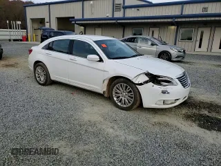 2012 Chrysler 200 LX with VIN 1C3CCBAB1CN117579, listed as a Copart auction lot 81305264 with 224,598 mi miles and Salvage Title. Bid and sale history available at DreamBid. Image 10.