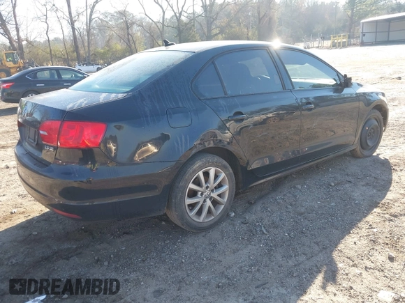 2012 Volkswagen Jetta SE с VIN 3VWDX7AJXCM105012, выставлен на аукционе IAAI как лот 41654667 с пробегом 221 128 миль миль и . История ставок и продаж доступна на DreamBid. Изображение 4.