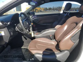 2009 Mercedes-Benz CLK 350 z VIN WDBTK56F99T103850, wystawiony jako Copart lot #45196015 z przebiegiem 125 692 mil mil oraz Szkoda całkowita • Salvage title. Historia ofert i sprzedaży dostępna na DreamBid. Obrazek 7.