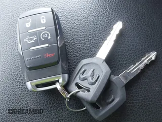 2022 Ram 2500 Laramie z VIN 3C6UR5FL0NG104956, wystawiony jako IAAI lot #41936160 z przebiegiem 57 188 mil mil oraz . Historia ofert i sprzedaży dostępna na DreamBid. Obrazek 11.