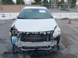 2015 Toyota Prius Four z VIN JTDKN3DU2F1915394, wystawiony jako IAAI lot #41648428 z przebiegiem 153 341 mil mil oraz . Historia ofert i sprzedaży dostępna na DreamBid. Obrazek 13.