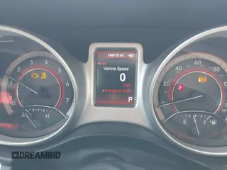 2014 Dodge Journey SE with VIN 3C4PDCABXET235827, listed as a IAAI auction lot 41927966 with 186,179 mi miles and . Bid and sale history available at carsss.com. Image 7.