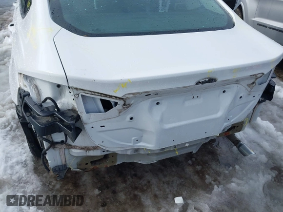 2014 Ford Fusion SE Hybrid with VIN 3FA6P0LU7ER395795, listed as a IAAI auction lot 41515505 with 58,037 mi miles. Bid and sale history available at carsss.com. Image 6.