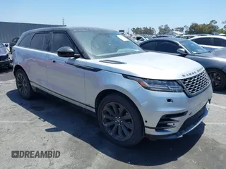 2018 Land Rover Range Rover Velar R-Dynamic SE z VIN SALYL2RX5JA770768, wystawiony jako IAAI lot #42290272 z przebiegiem 42 115 mil mil oraz . Historia ofert i sprzedaży dostępna na DreamBid. Obrazek 1.