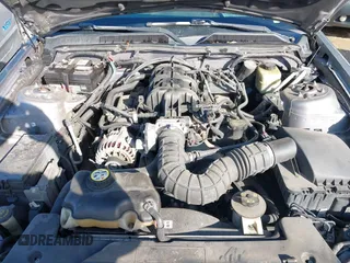 2006 Ford Mustang Standard with VIN 1ZVFT84N865139694, listed as a IAAI auction lot 42105051 with 198,042 mi miles and . Bid and sale history available at carsss.com. Image 10.