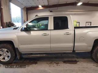2018 Chevrolet Silverado 1500 LT with VIN 2GCVKRECXJ1111393, listed as a IAAI auction lot 41918729 with 30,199 mi miles and . Bid and sale history available at DreamBid. Image 14.