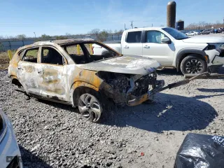 2017 Hyundai Tucson Value with VIN KM8J33A28HU384722, listed as a Copart auction lot 46290275 with 0 mi miles and Non Repairable. Bid and sale history available at carsss.com. Image 4.