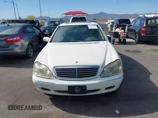 2002 Mercedes-Benz S 5.0L with VIN WDBNG75J92A261294, listed as a IAAI auction lot 42141509 with 116,532 mi miles. Bid and sale history available at carsss.com. Image 6.