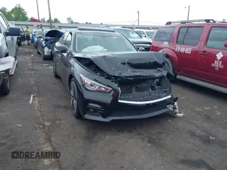 2015 Infiniti Q50 z VIN JN1BV7APXFM350013, wystawiony jako IAAI lot #42102591 z przebiegiem 206 078 mil mil oraz . Historia ofert i sprzedaży dostępna na DreamBid. Obrazek 1.
